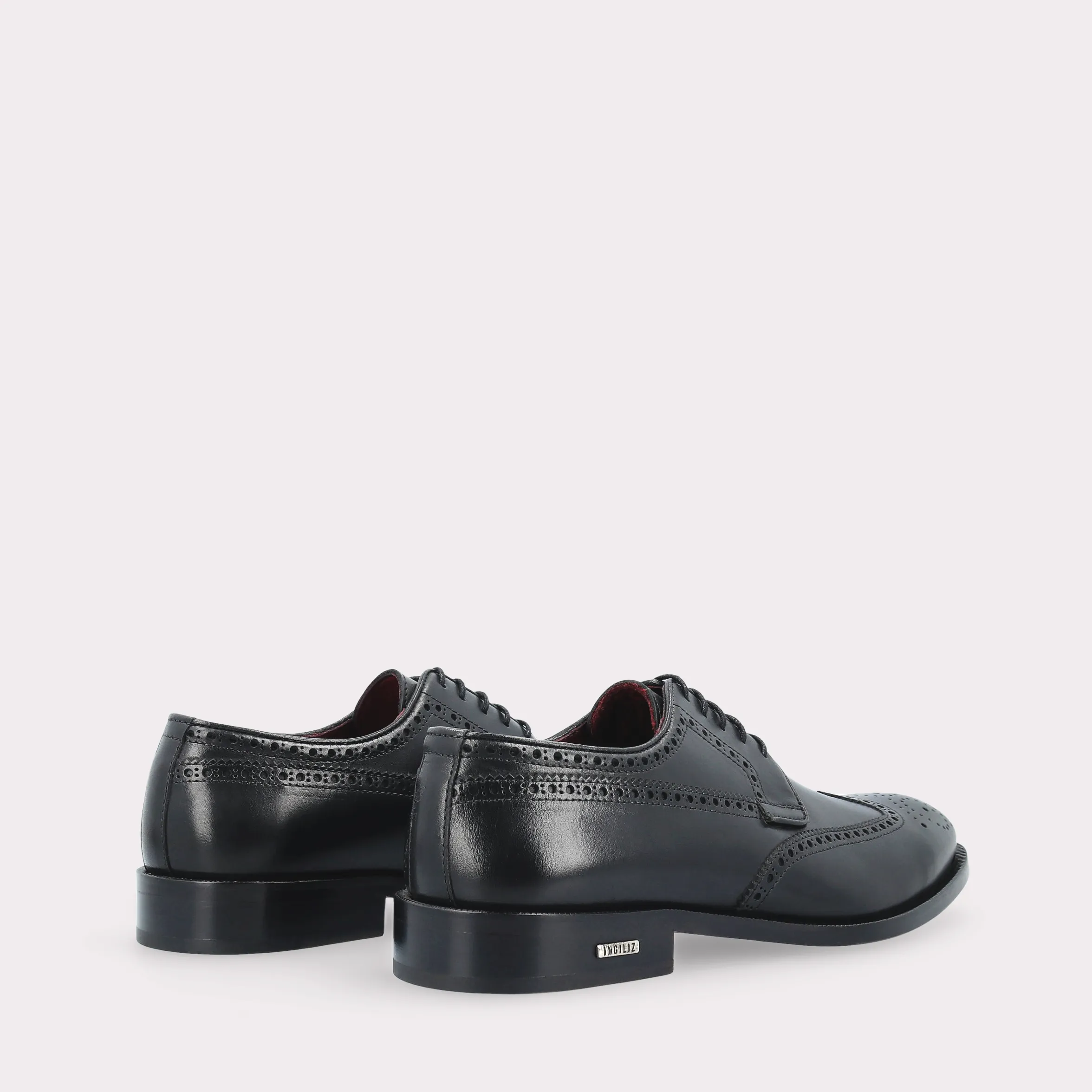 BERGAMO 01 black leather derby shoes