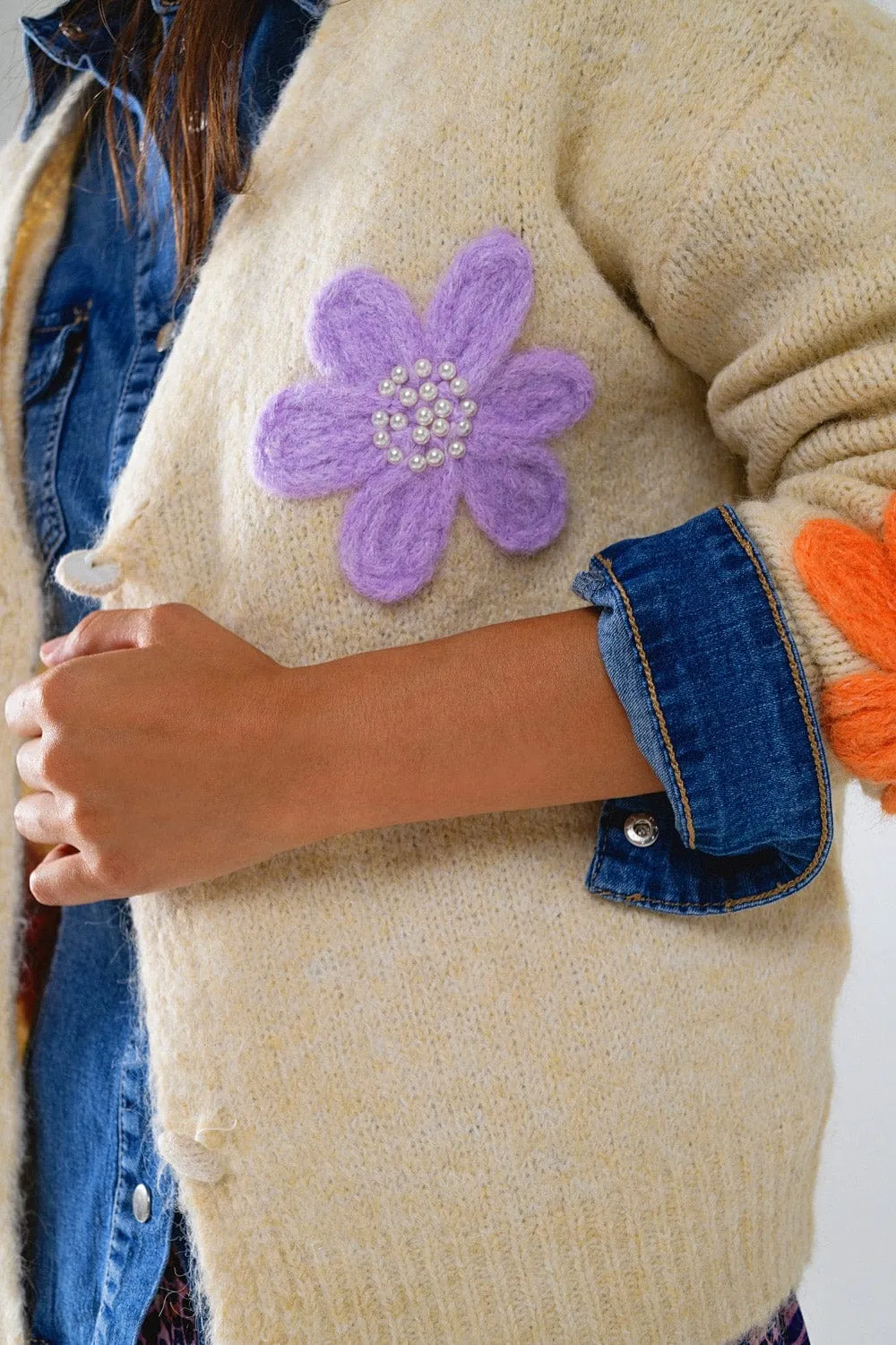 Cream Cardigan With Embroidered Flowers