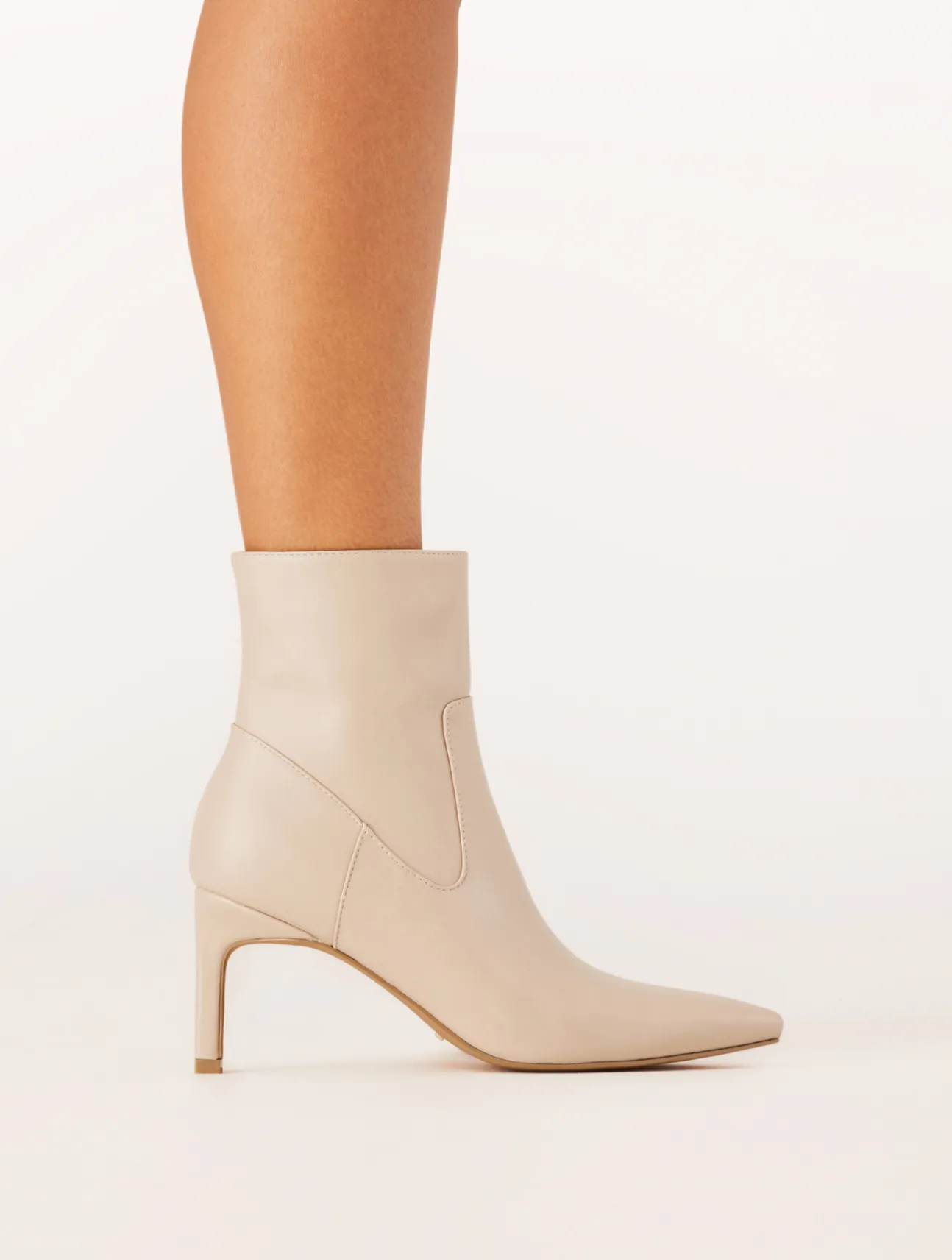Henrie Boots