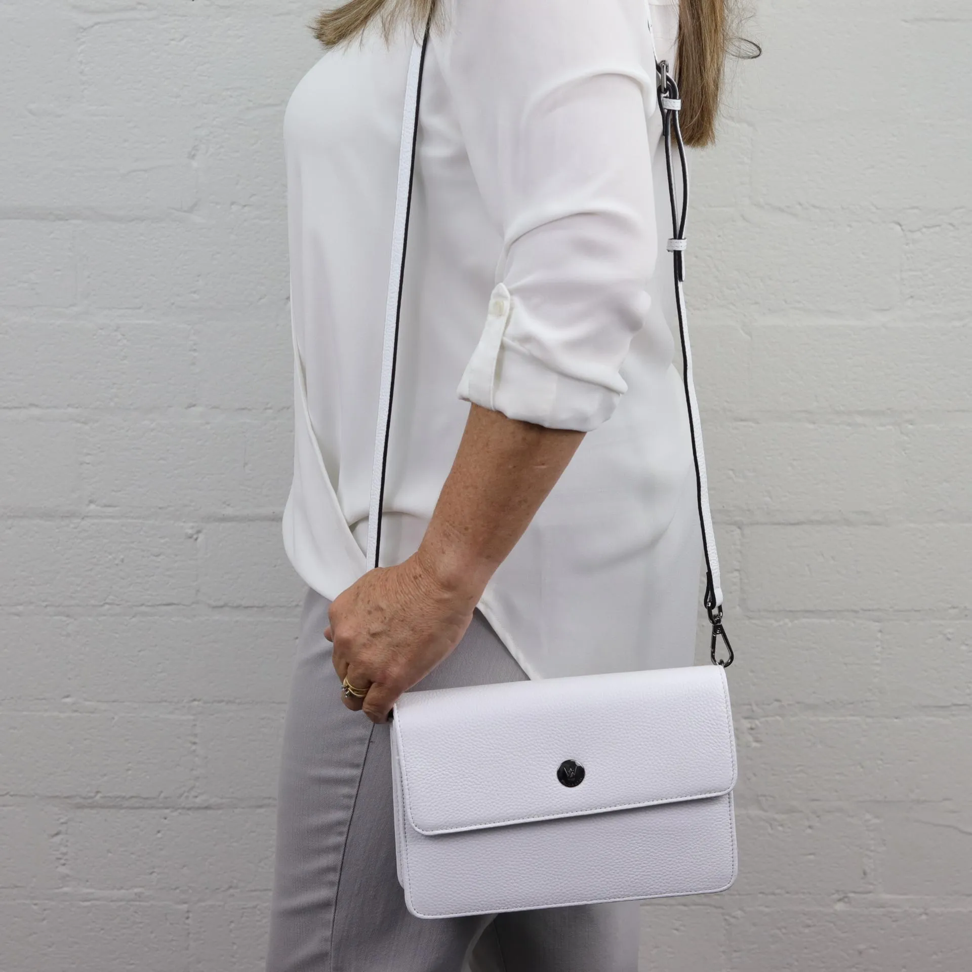 Simone leather crossbody bag